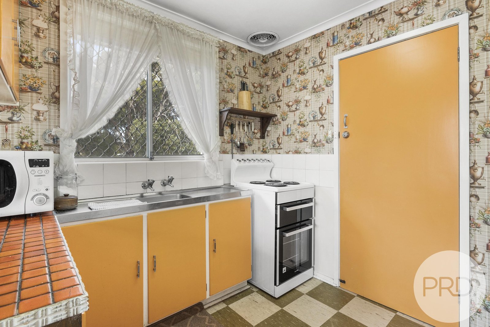 32 Albion Road BRIDGEWATER 7