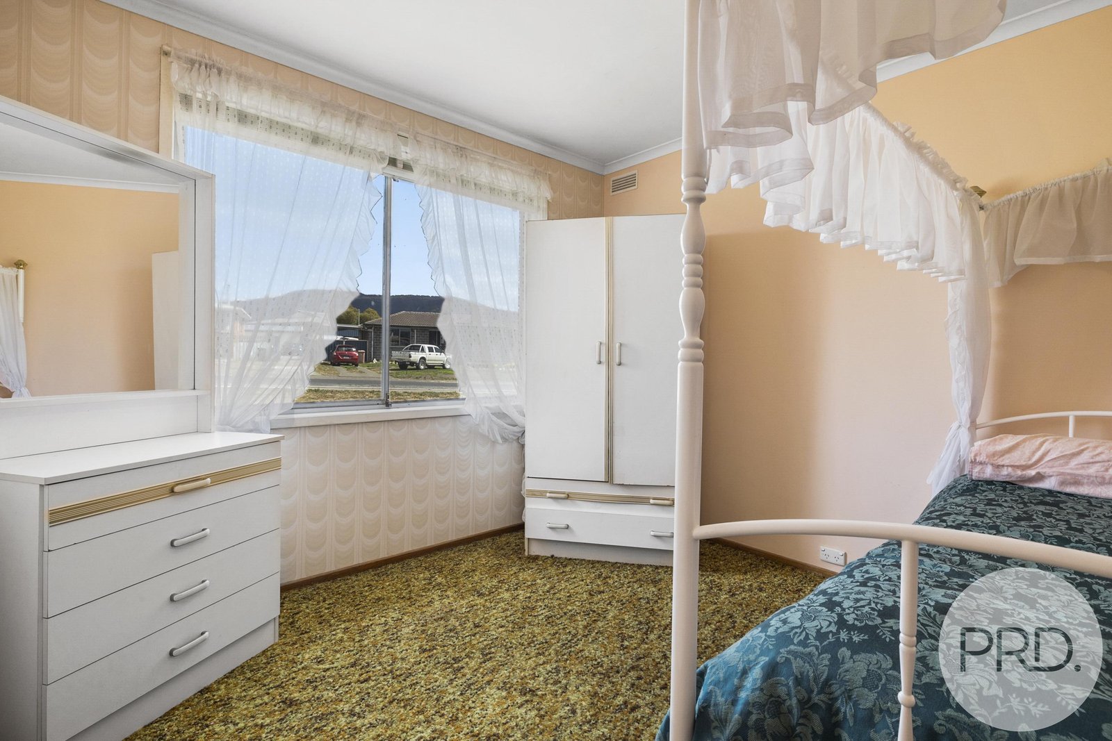 32 Albion Road BRIDGEWATER 9