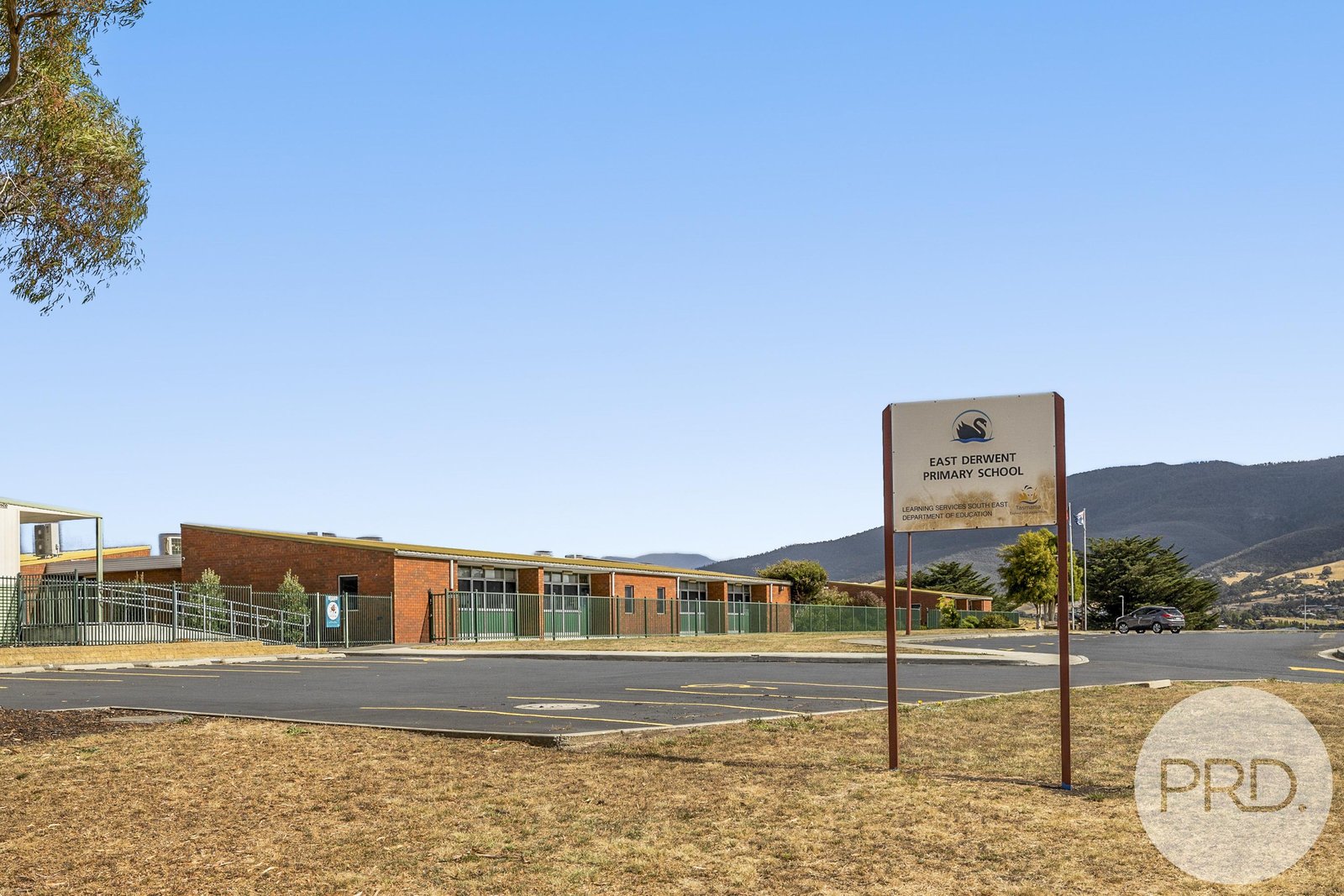 32 Albion Road BRIDGEWATER 14