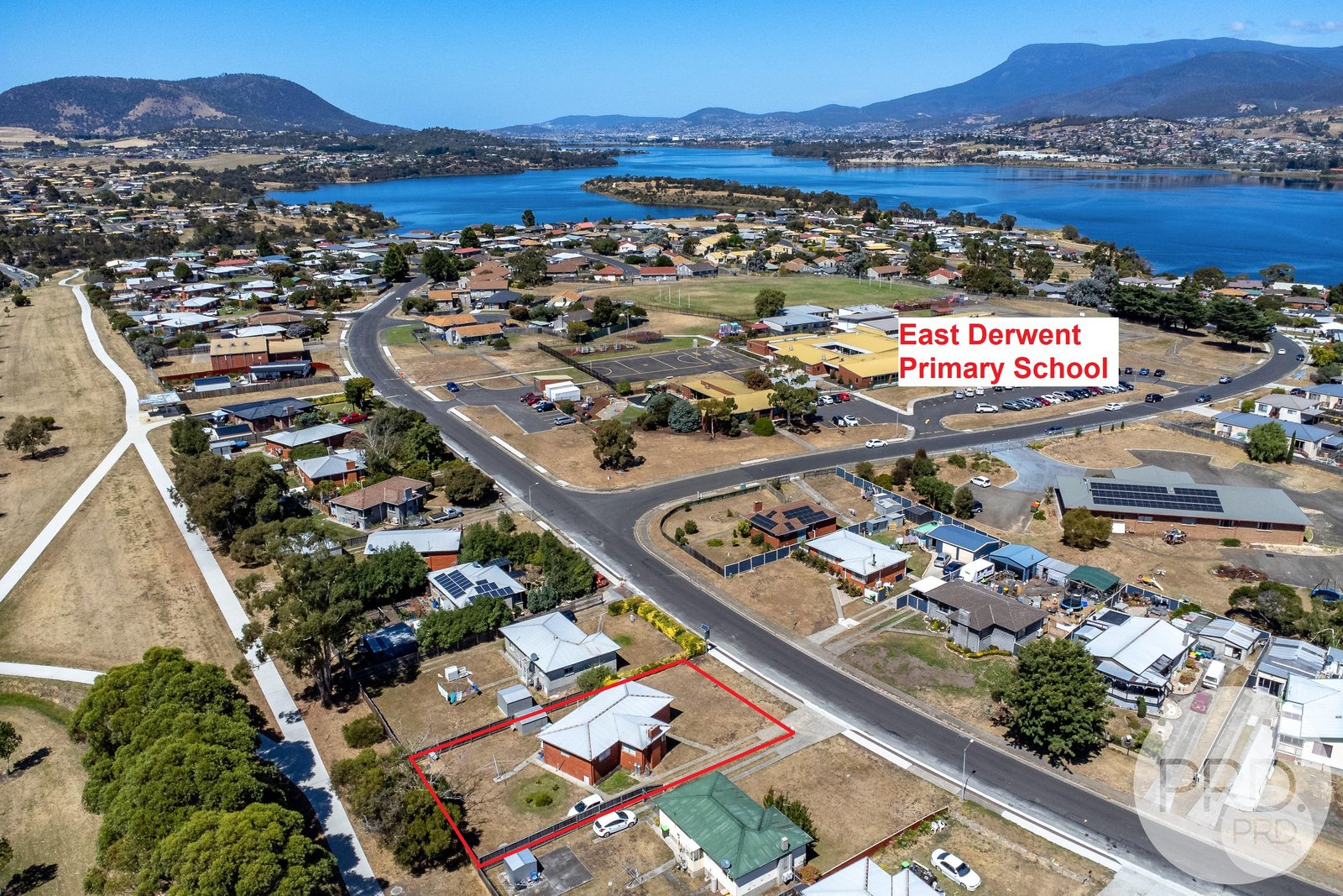 32 Albion Road BRIDGEWATER 15