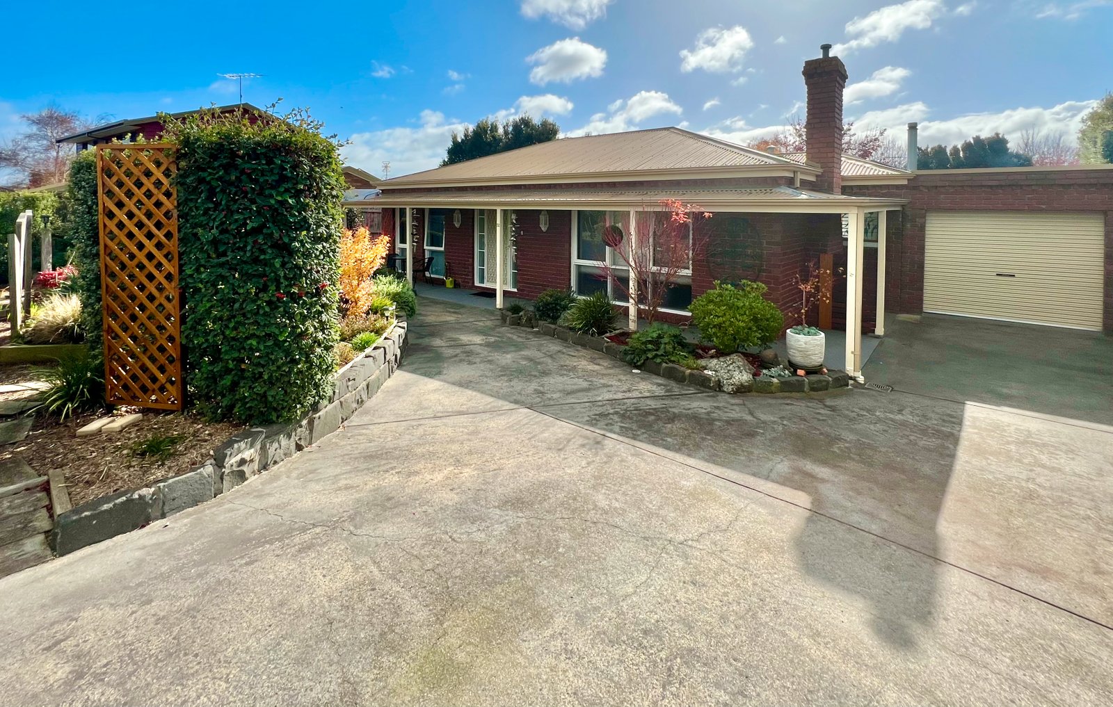 32 Allambee Avenue, GROVEDALE VIC 3216 Buxton 2023