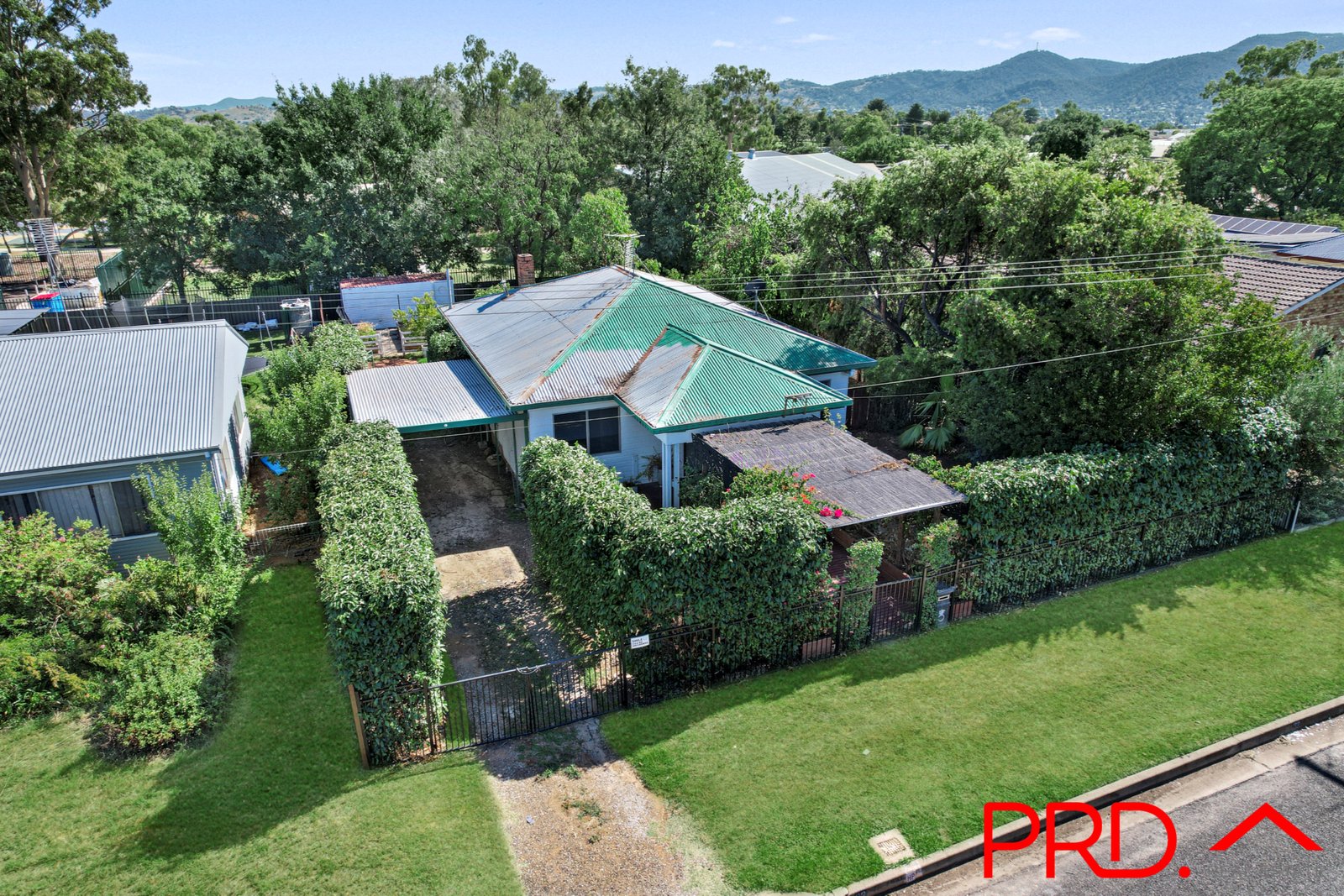 32 Anthony Road TAMWORTH 3