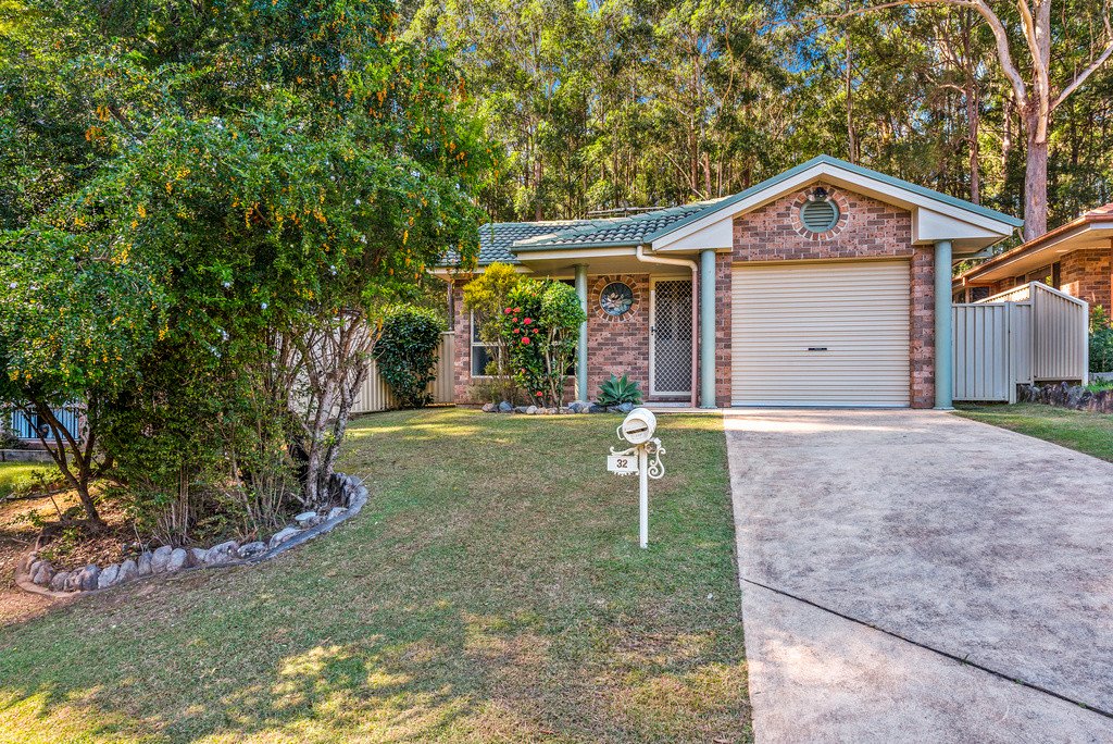 32 Aquamarine Drive TOORMINA 15