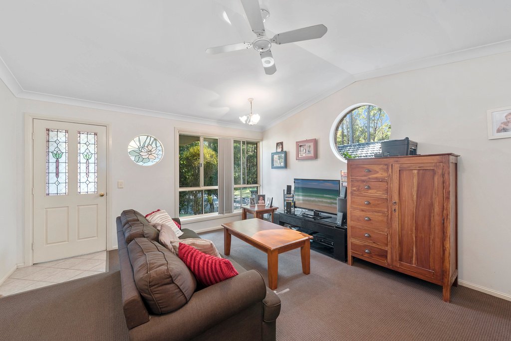 32 Aquamarine Drive TOORMINA 16