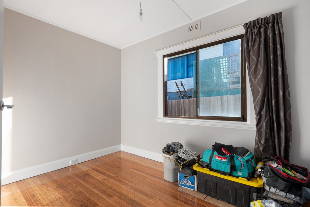 32 Ash Street LUTANA 11