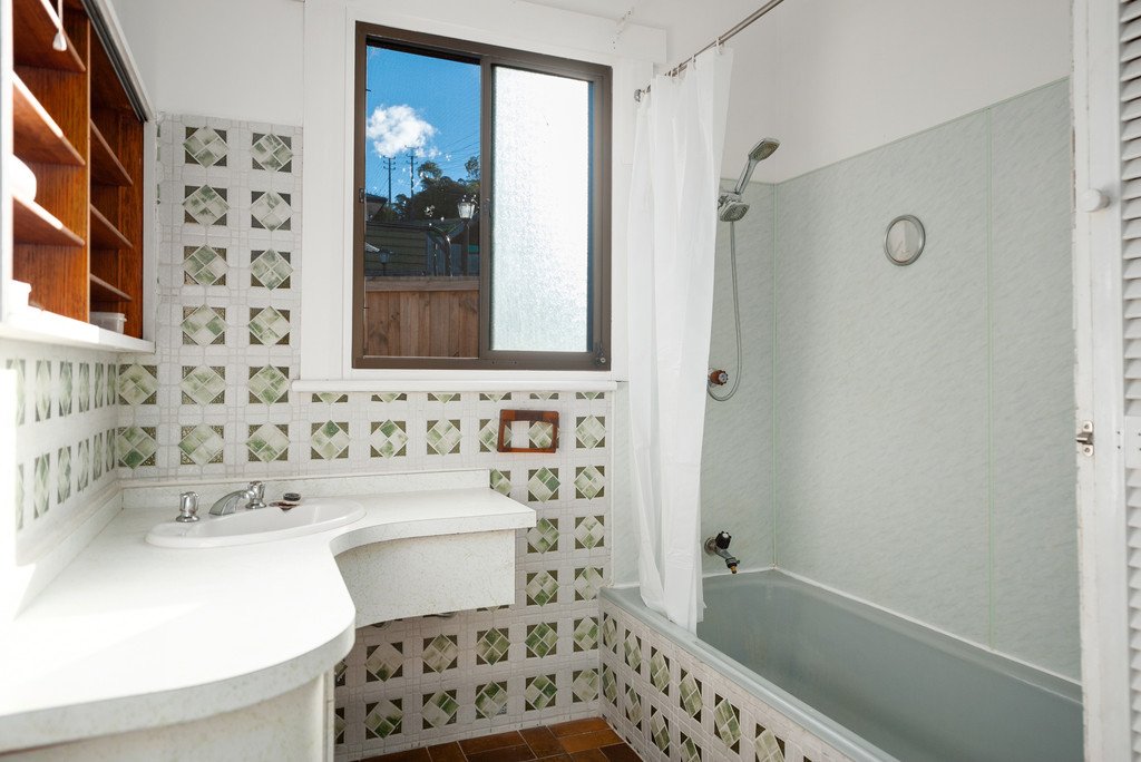 32 Ash Street LUTANA 12