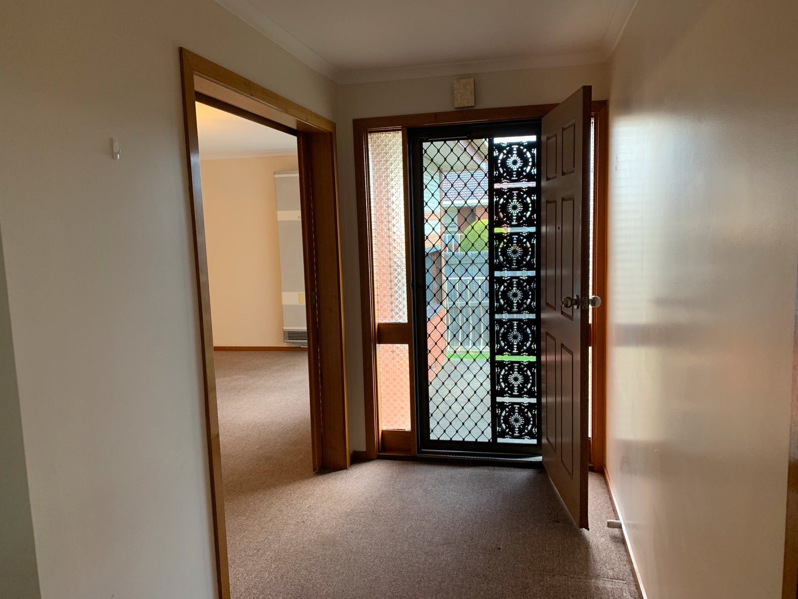 Gallery: 32 Ashleigh Crescent