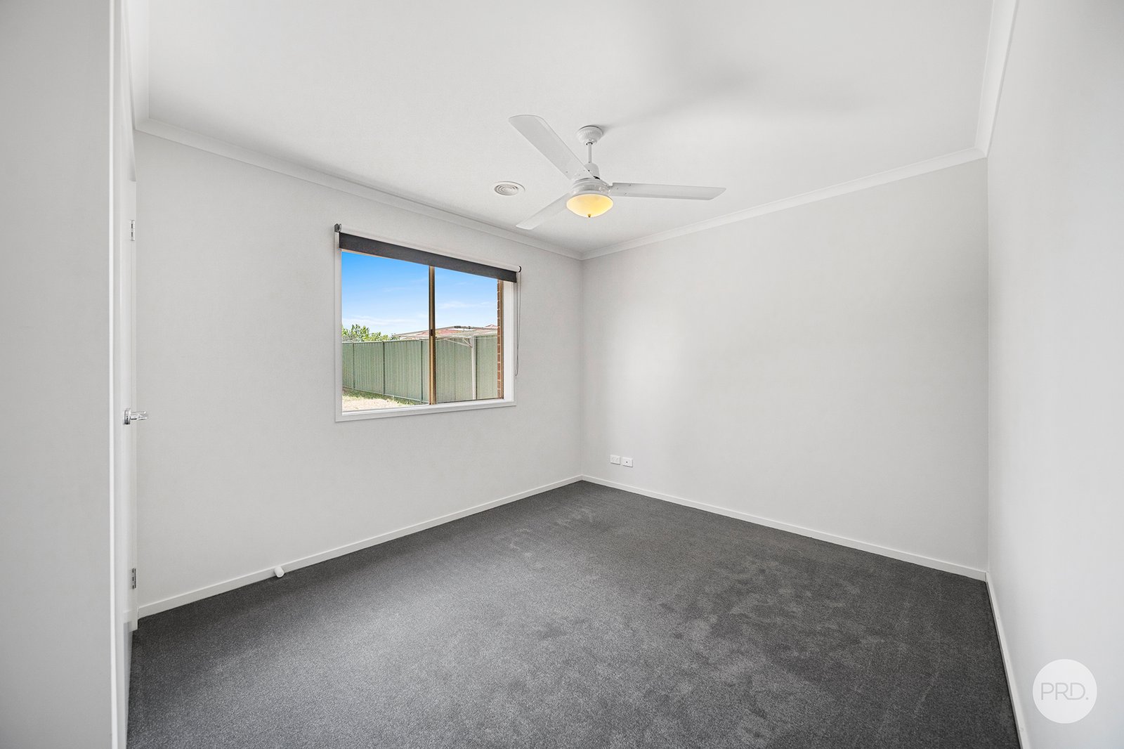 32 Athena Way STRATHFIELDSAYE 8