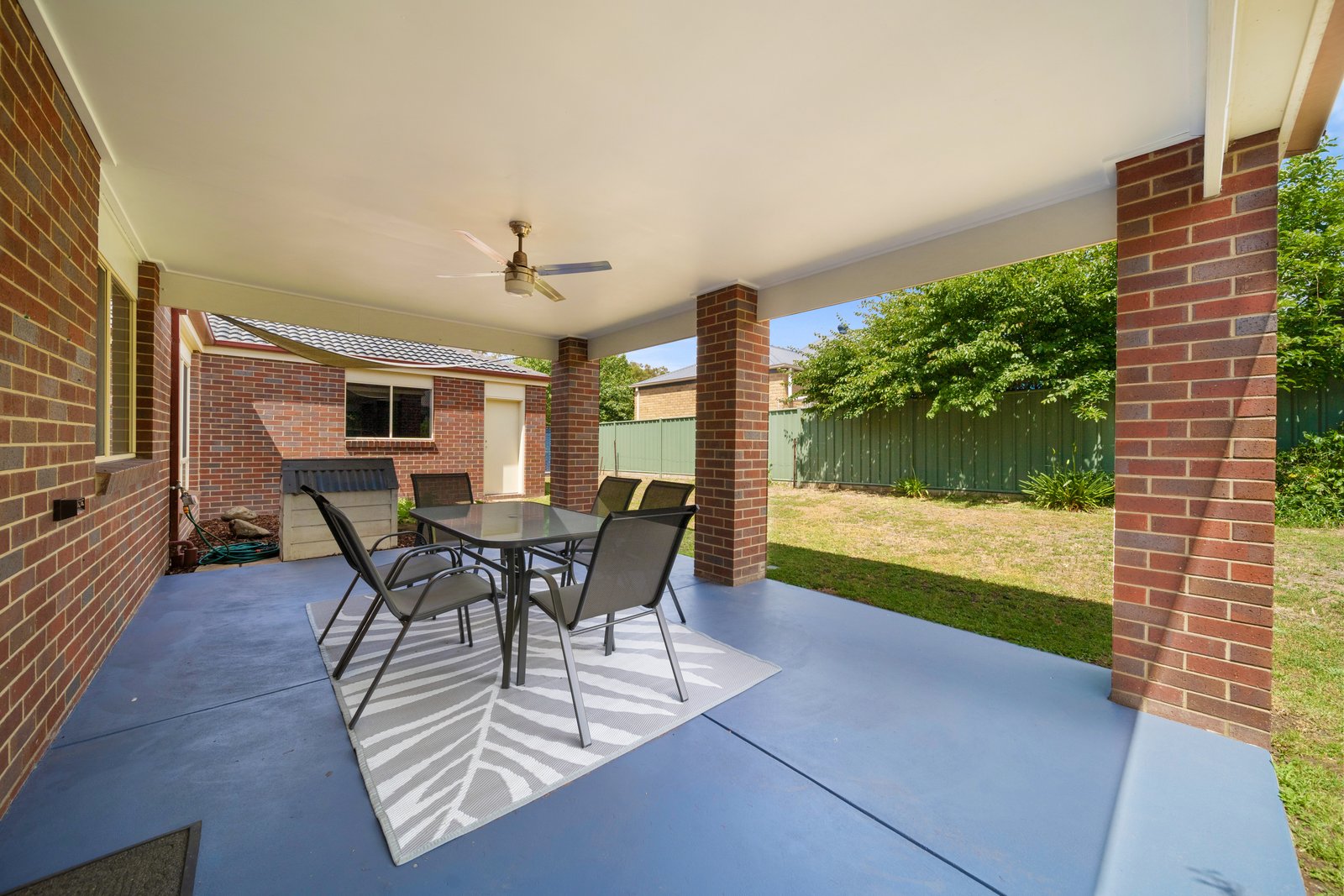 32 Athena Way STRATHFIELDSAYE 12