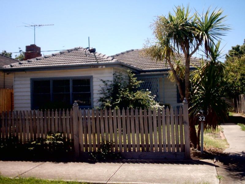 Gallery: 32 Austin Crescent