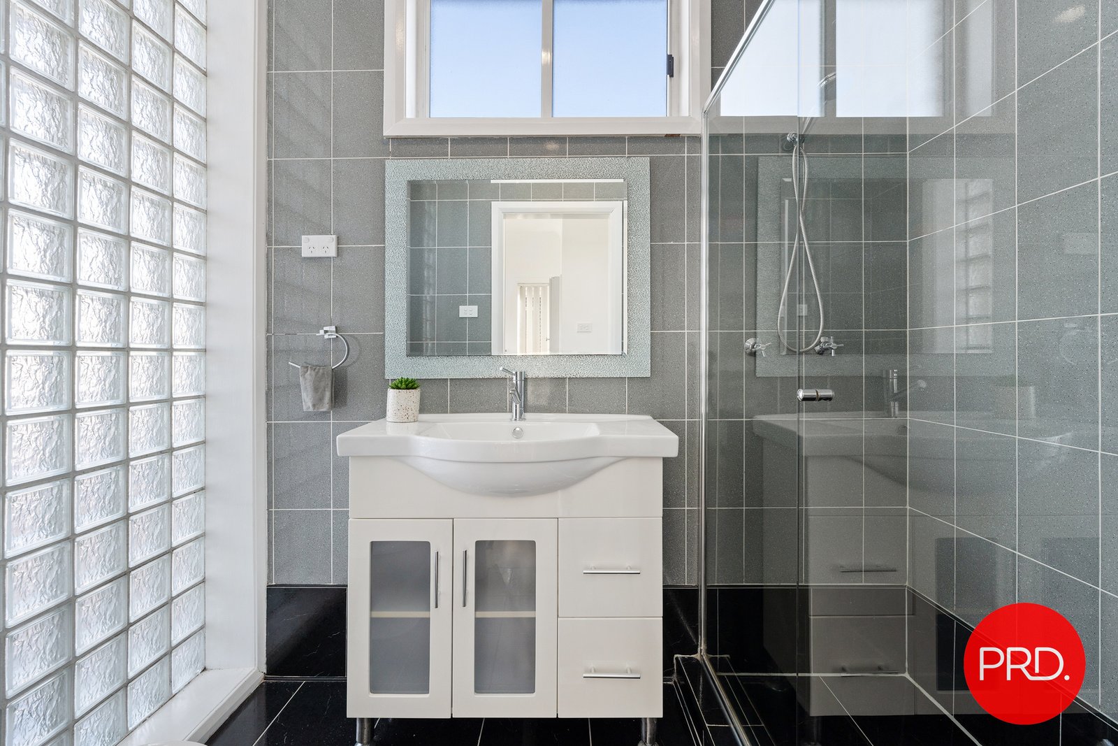 32 Austral Street KOGARAH 6