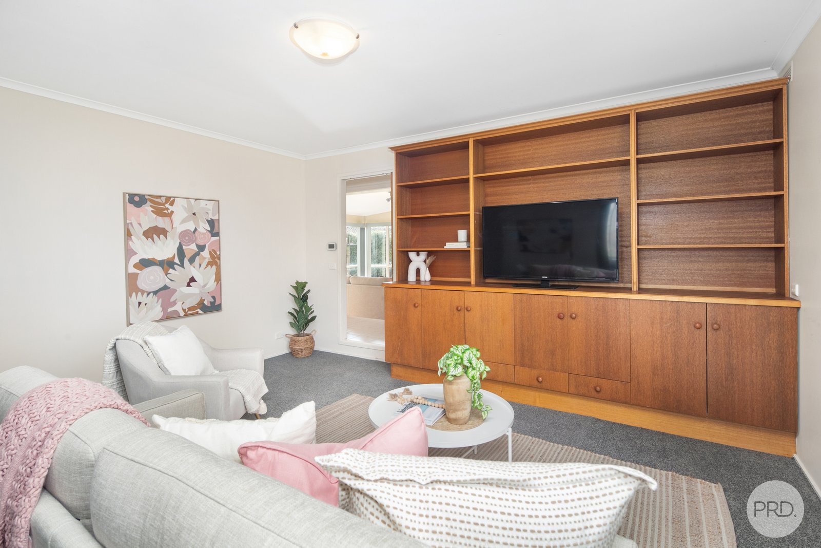 32 Avoca Crescent ALFREDTON 2