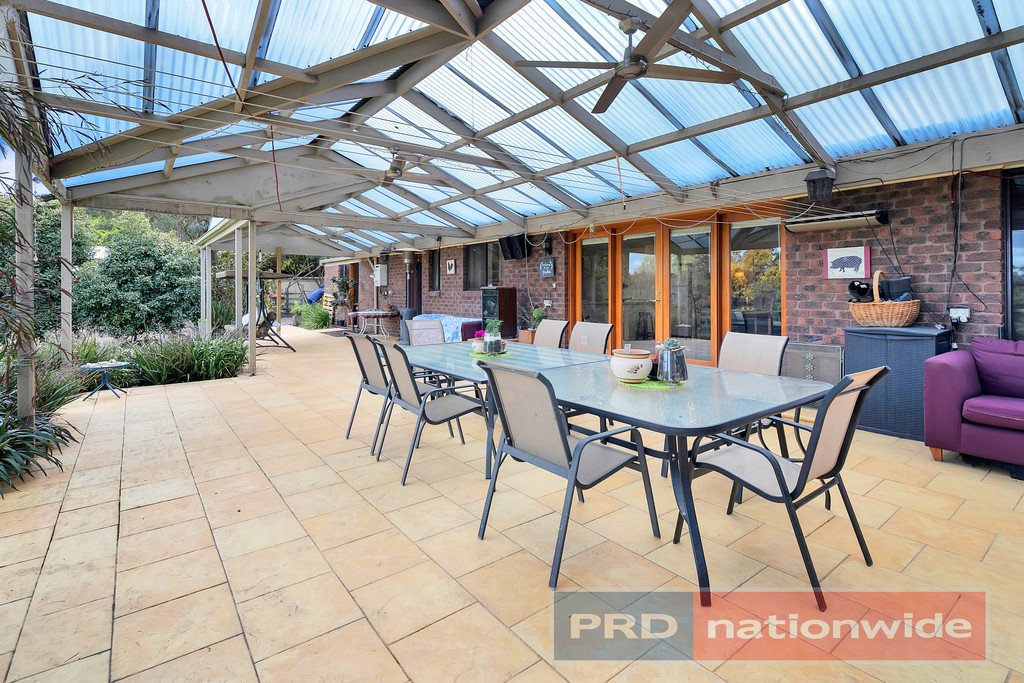 32 Ballantyne Lane YENDON 13