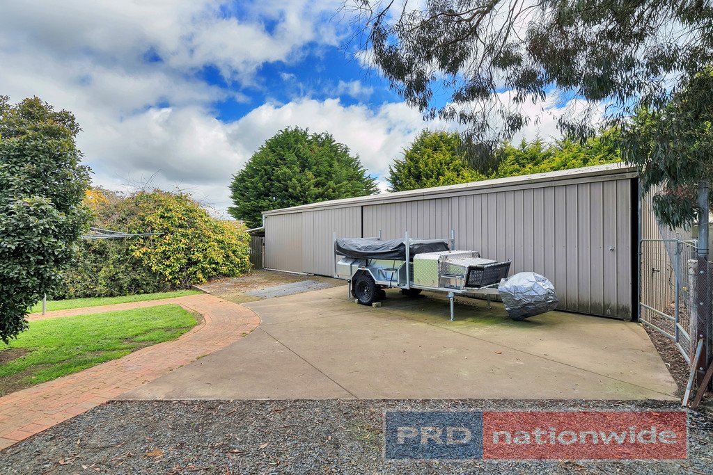 32 Ballantyne Lane YENDON 14