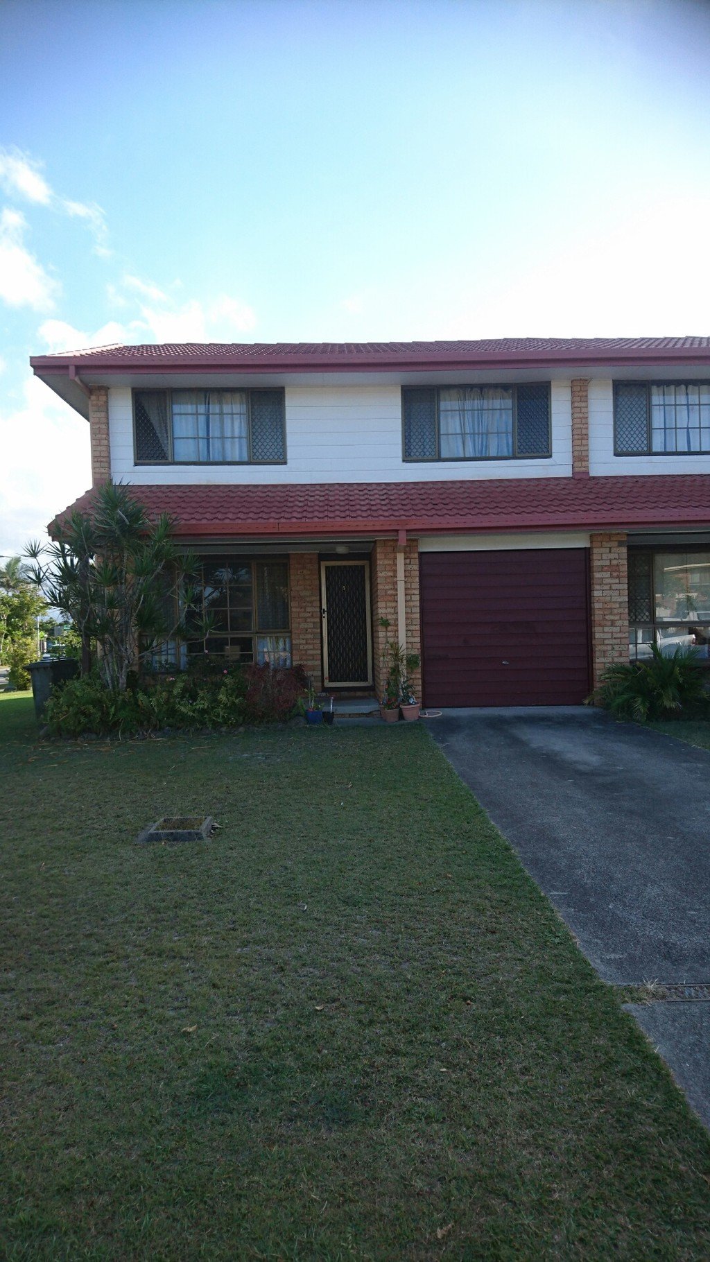 3/2 Barbet Place BURLEIGH WATERS 2