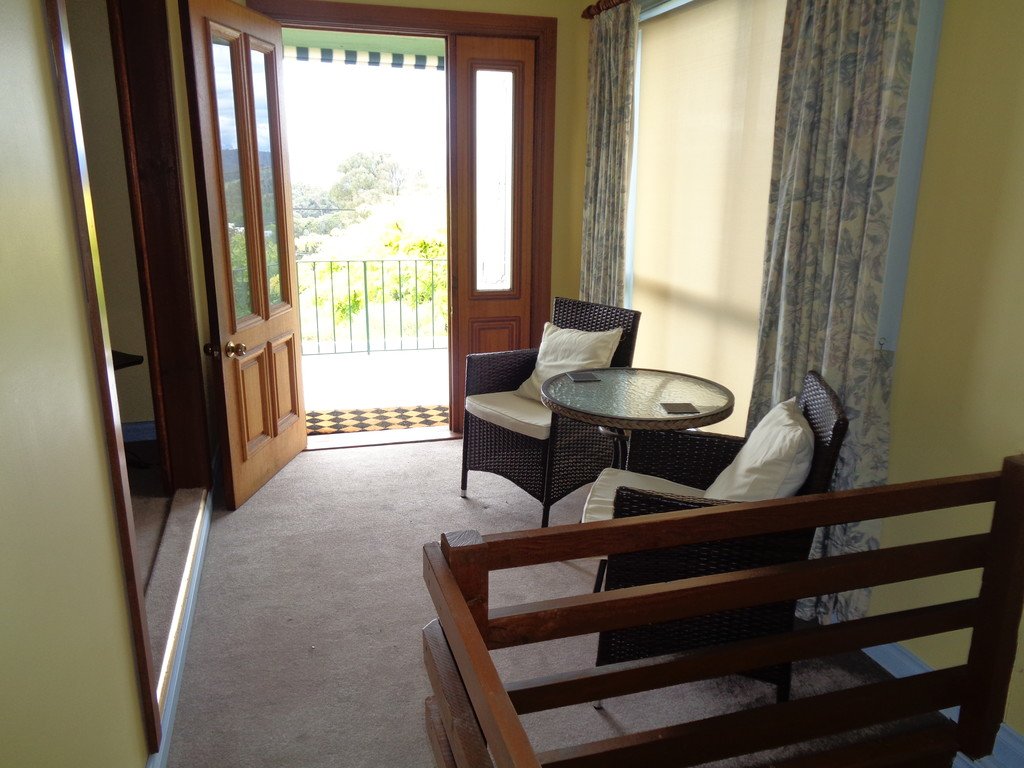 32 Bartlett Street BATLOW 3