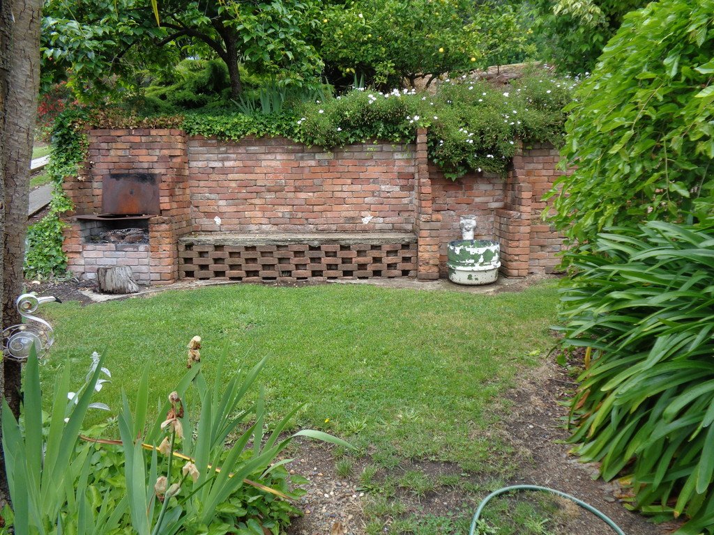 32 Bartlett Street BATLOW 10