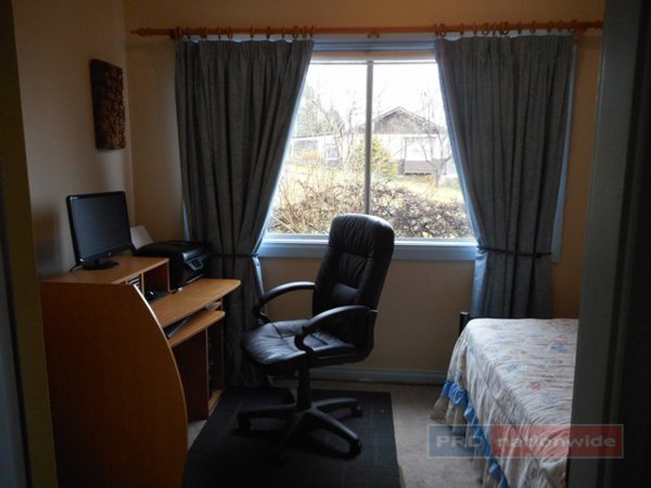 32 Bartlett Street BATLOW 8