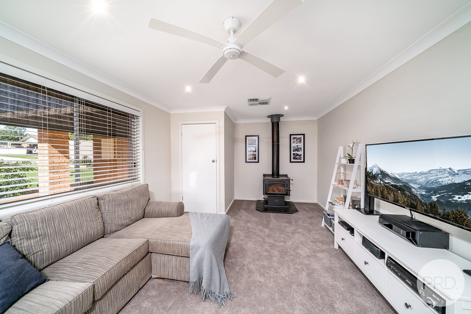 32 Bavaria Street TOLLAND 5