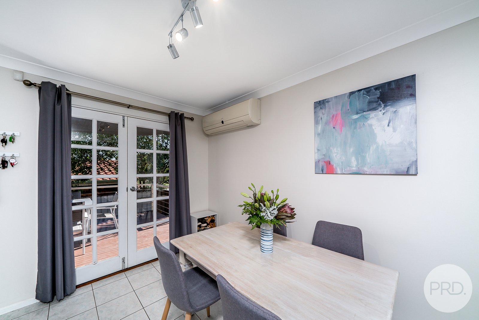 32 Bavaria Street TOLLAND 7