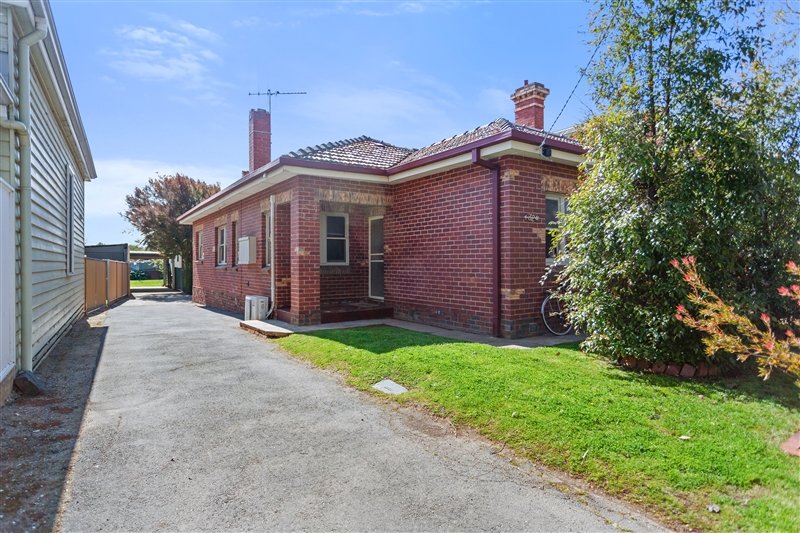 32 Baxter Street BENDIGO 1