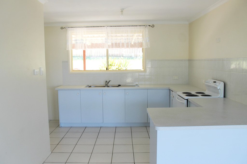 32 BELTANA Drive BOYNE ISLAND 3
