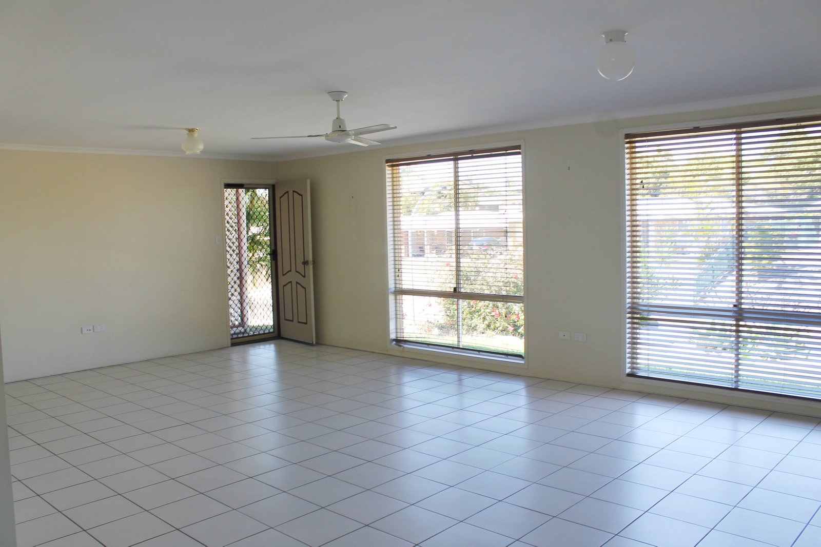 32 BELTANA Drive BOYNE ISLAND 4