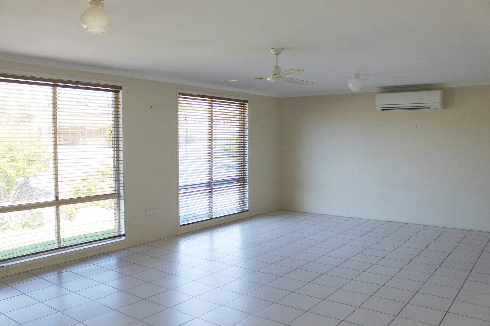 32 BELTANA Drive BOYNE ISLAND 9