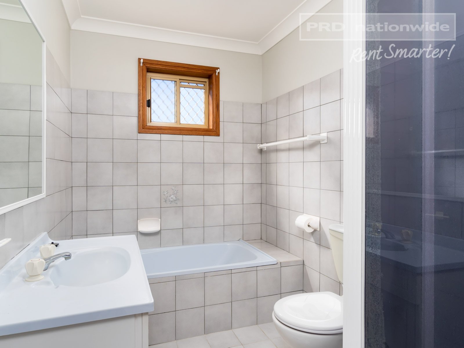 3/2 Borneo Borneo Place ASHMONT 6