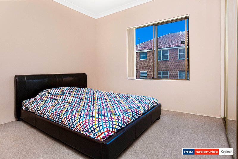 3/2 Bowns Road KOGARAH 4