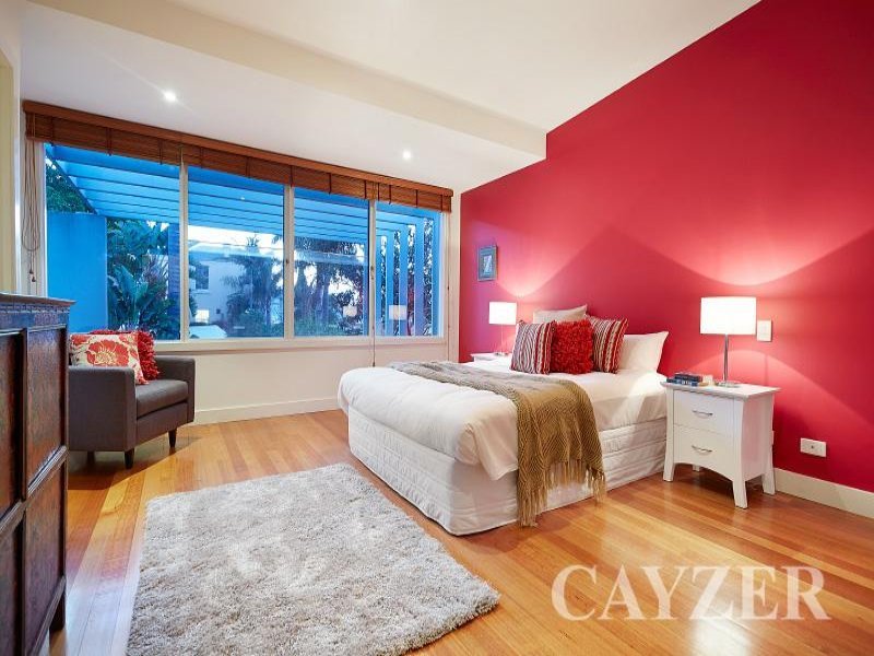 Gallery: 32 Boyd Street
