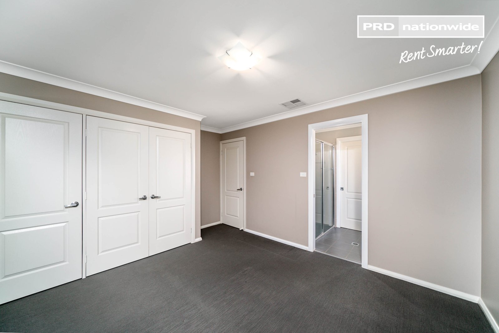 32 Bradman Drive BOOROOMA 5