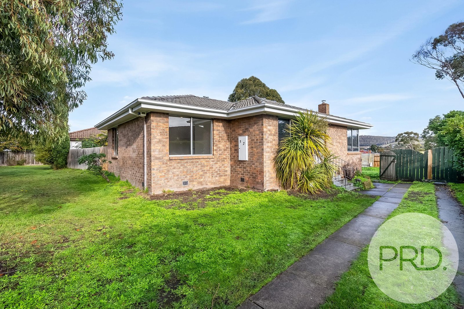 32 Bradman Street CLARENDON VALE 1