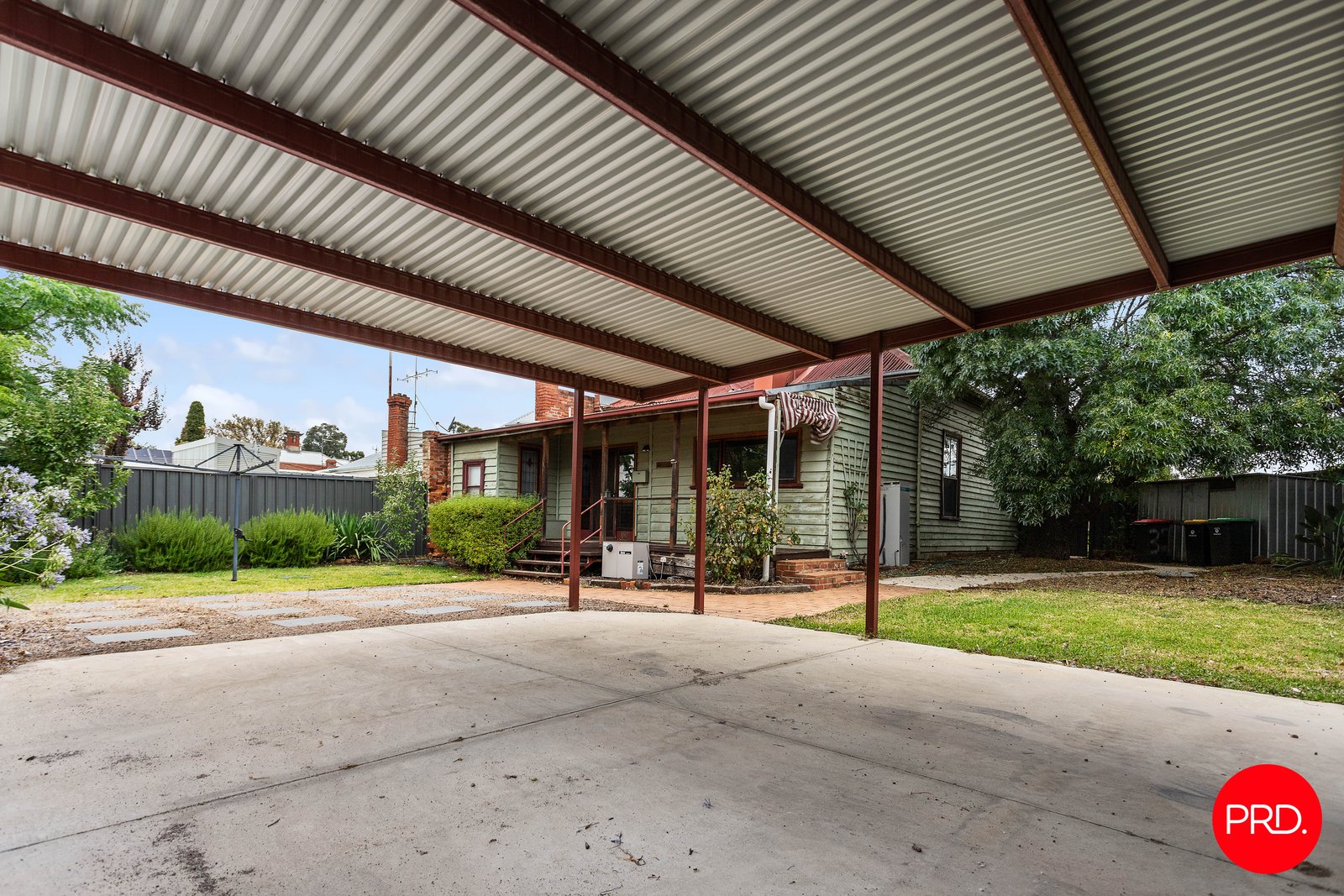 32 Breen Street QUARRY HILL 9