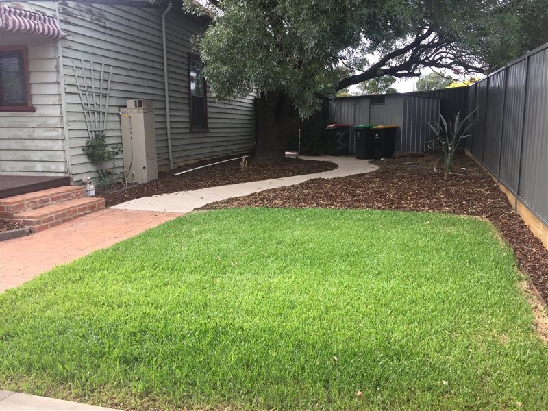 32 Breen Street QUARRY HILL 9