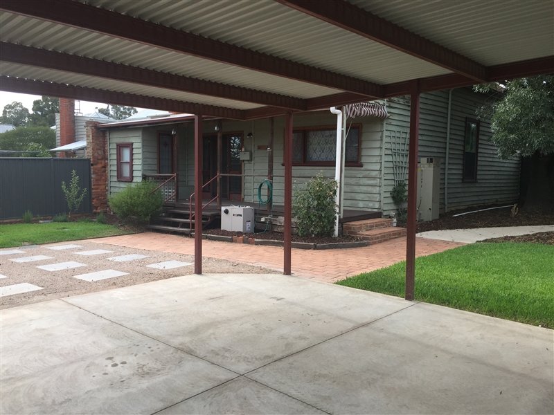 32 Breen Street QUARRY HILL 10