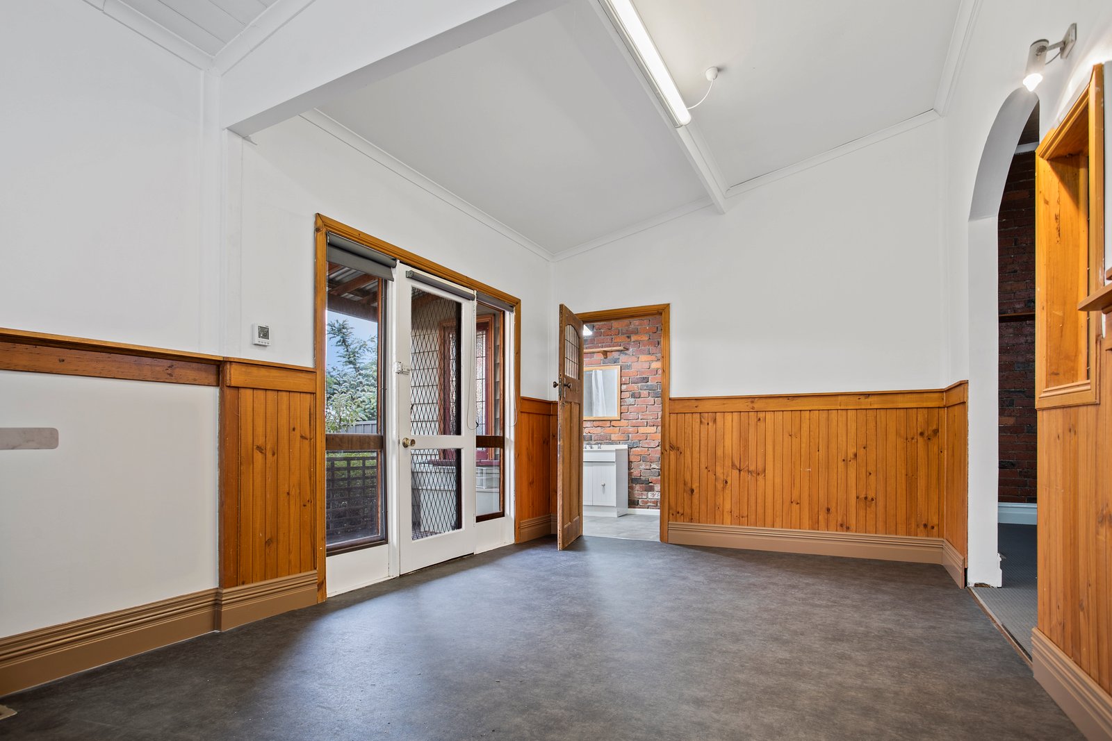 32 Breen Street QUARRY HILL 4