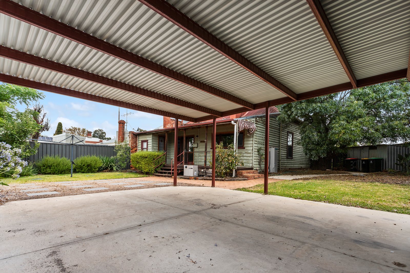 32 Breen Street QUARRY HILL 10