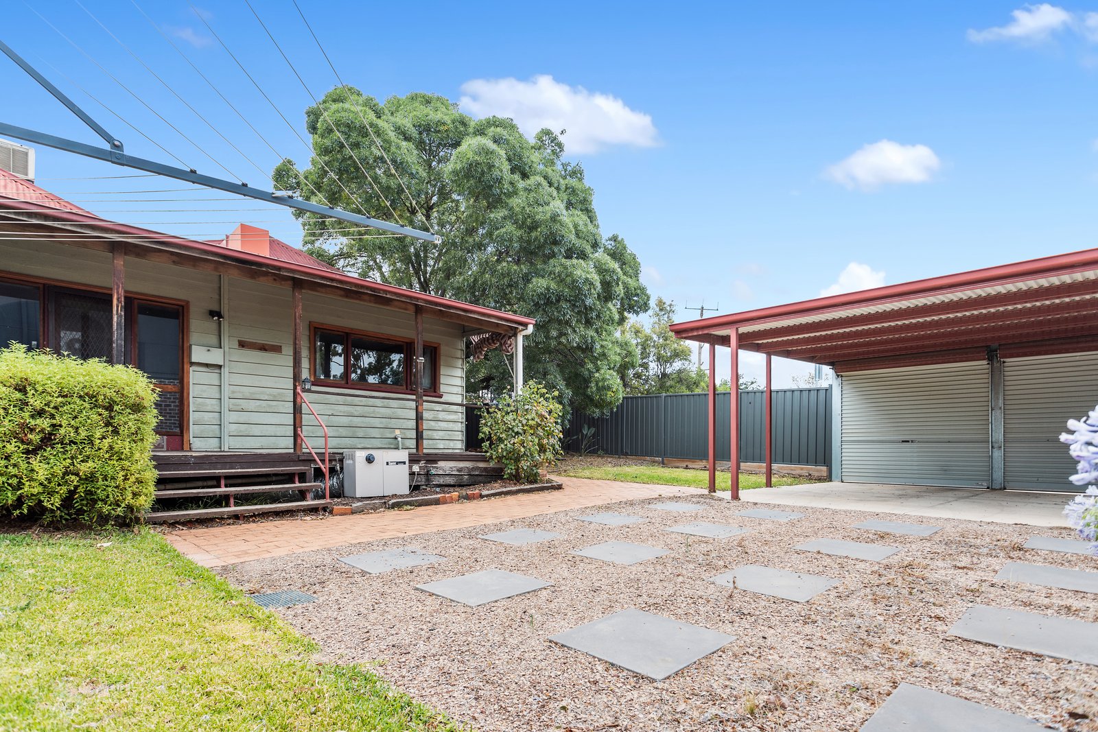 32 Breen Street QUARRY HILL 11