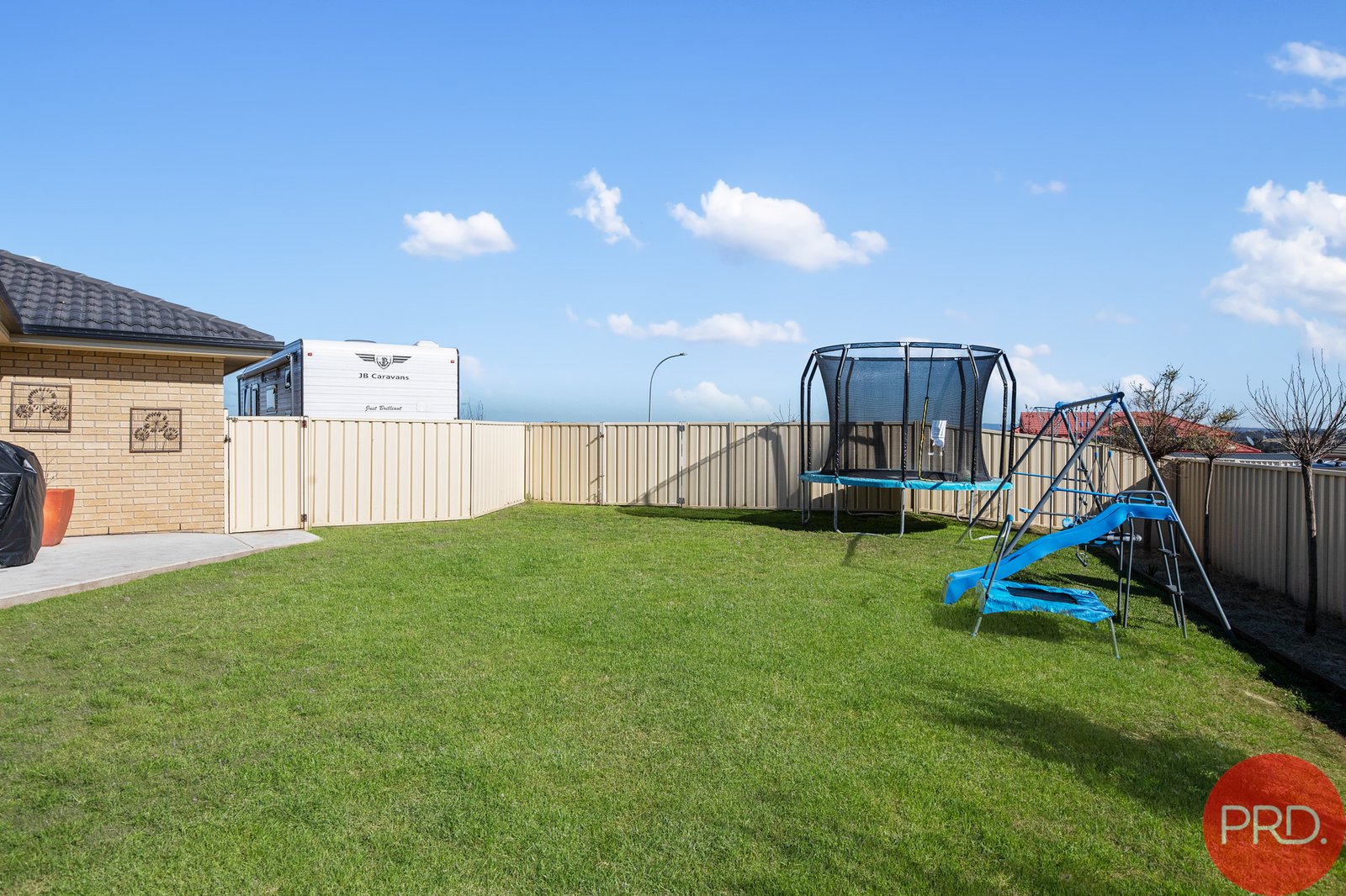 32 Brittany Avenue RUTHERFORD 14