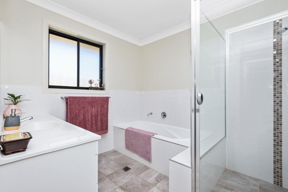 32 Brittany Avenue RUTHERFORD 22