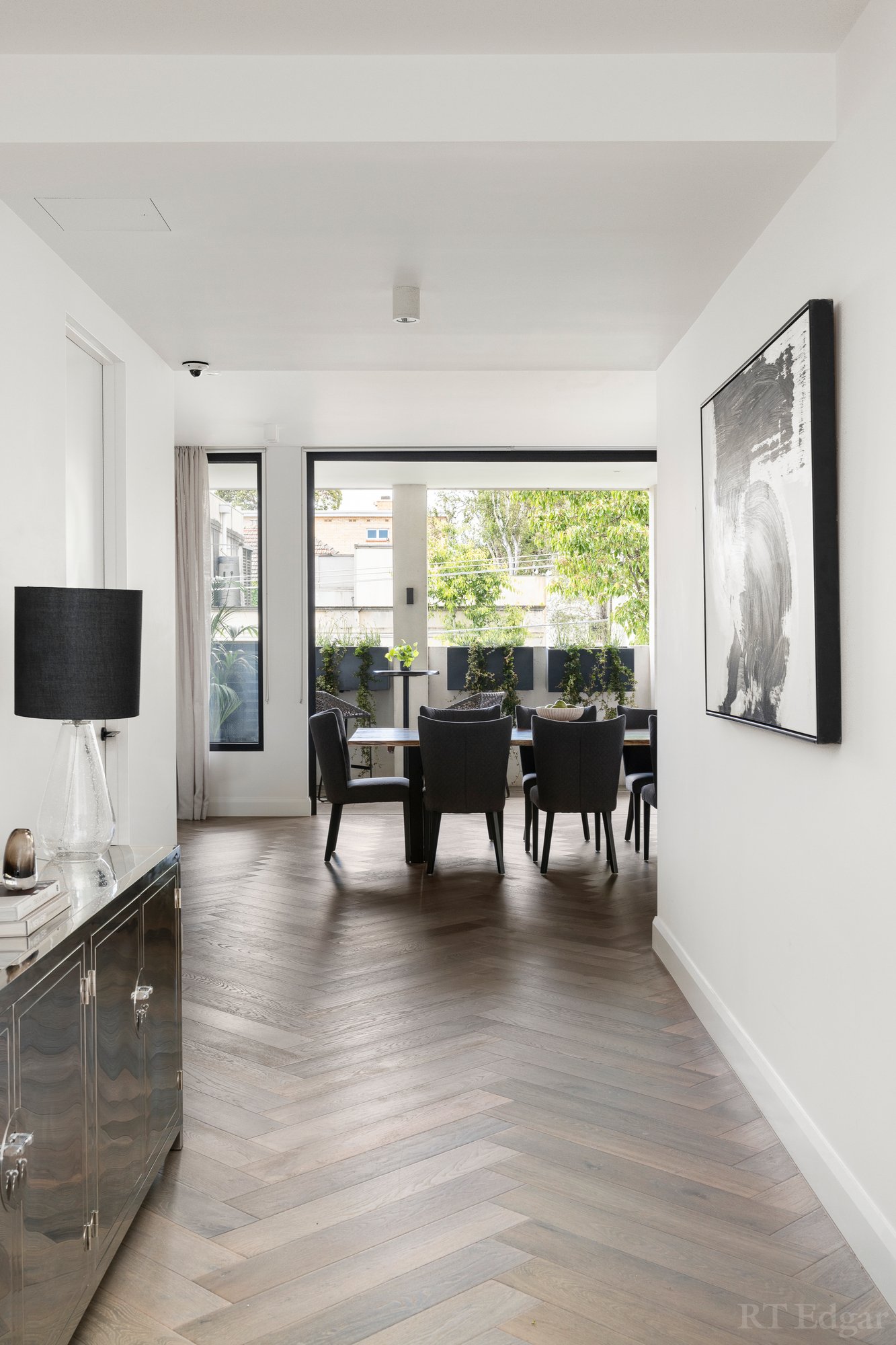 Real Estate and Property in 3/2 Brookville Road, Toorak, VIC