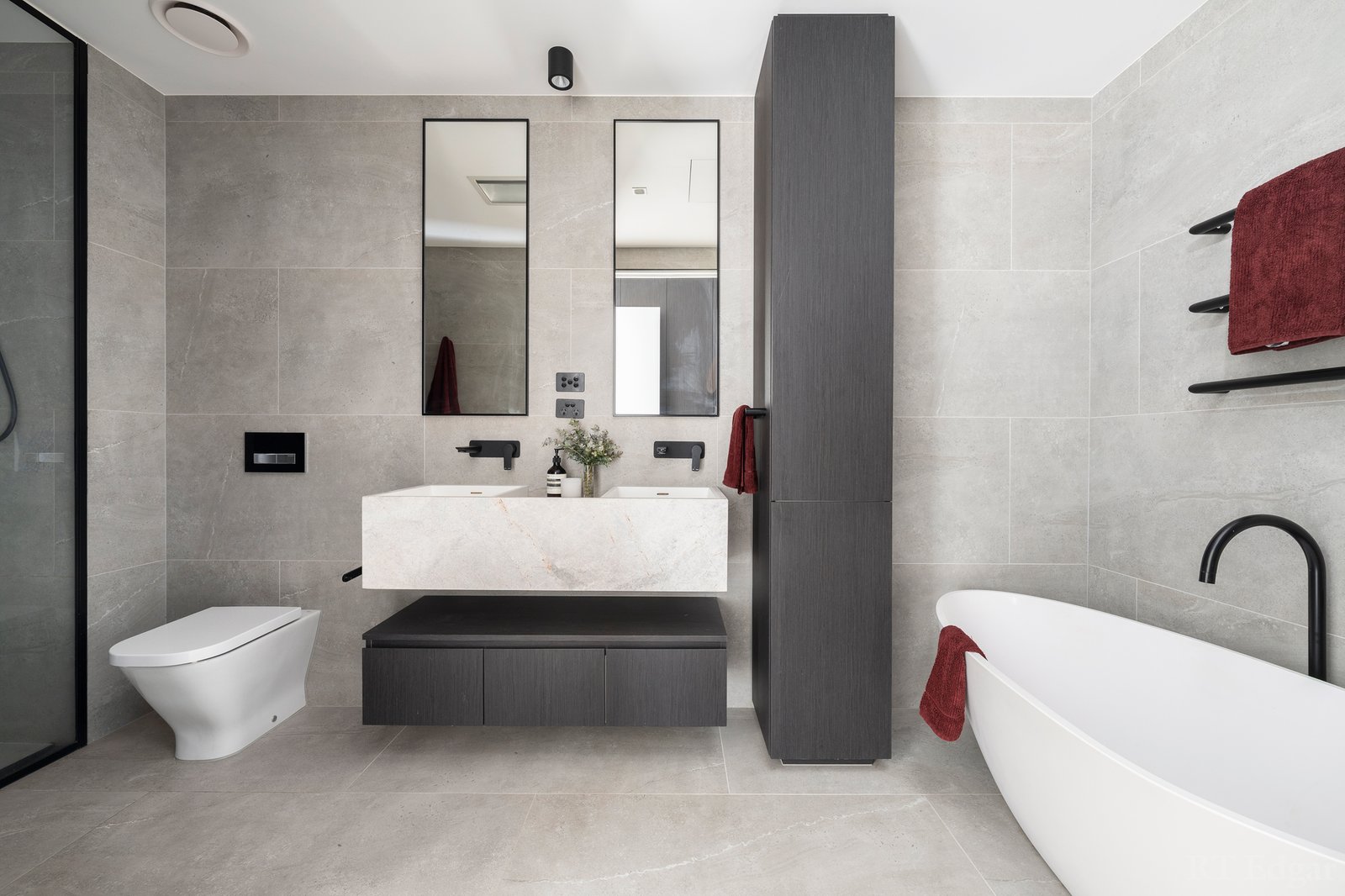 Real Estate and Property in 3/2 Brookville Road, Toorak, VIC