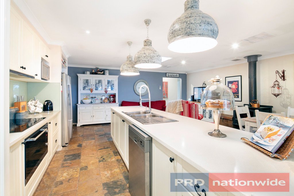 32 Brougham Street GORDON 16