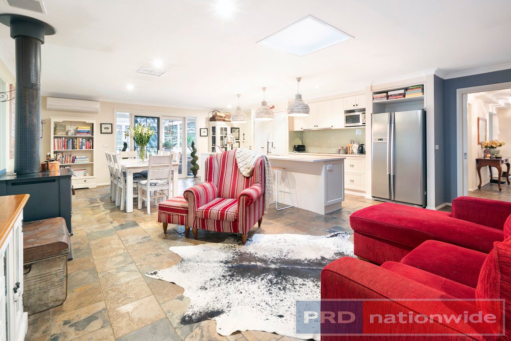 32 Brougham Street GORDON 19