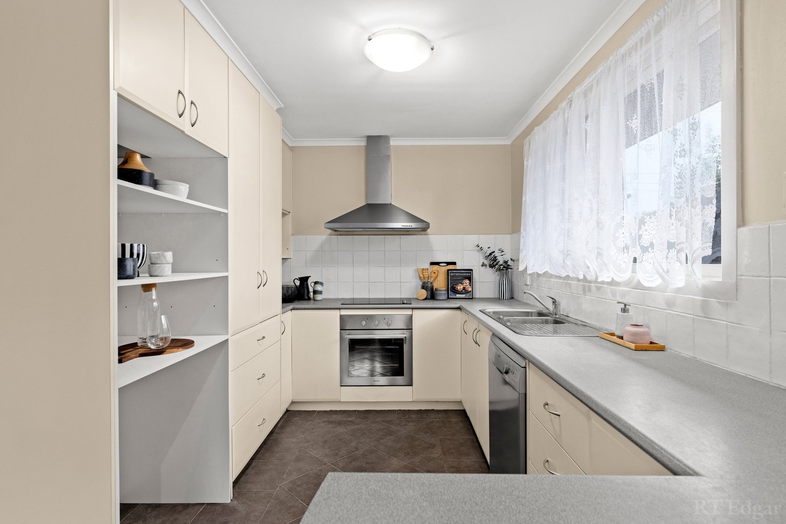 Real Estate and Property in 32 Broughton Avenue, Croydon, VIC