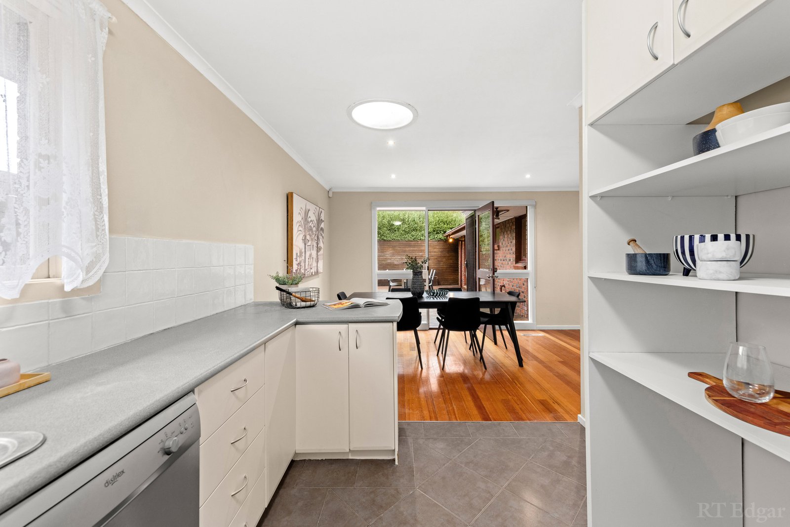 Real Estate and Property in 32 Broughton Avenue, Croydon, VIC