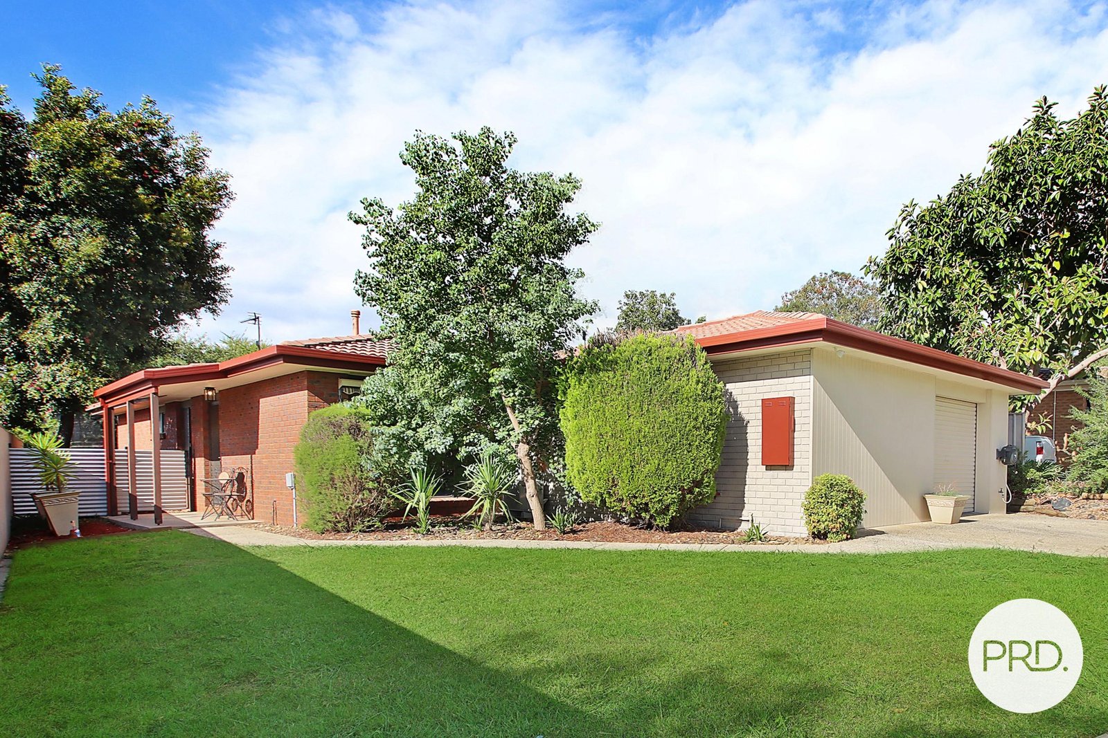 32 Bruce Street WEST WODONGA 1