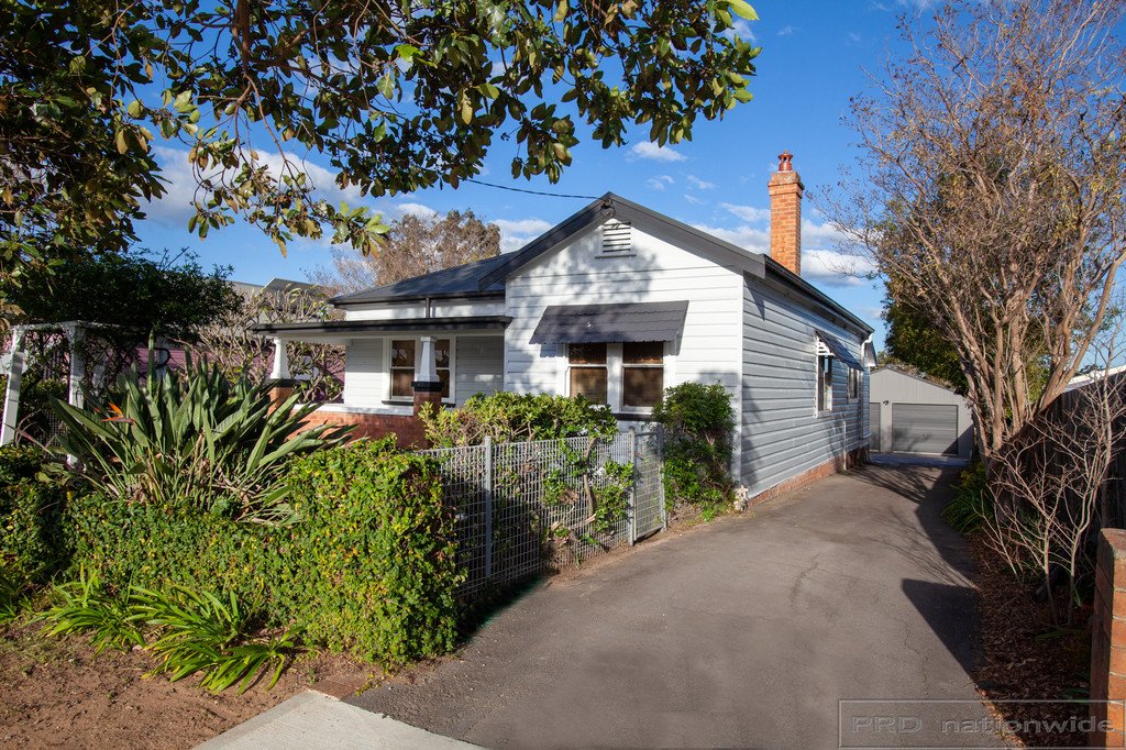 32 Brunswick Street EAST MAITLAND 2
