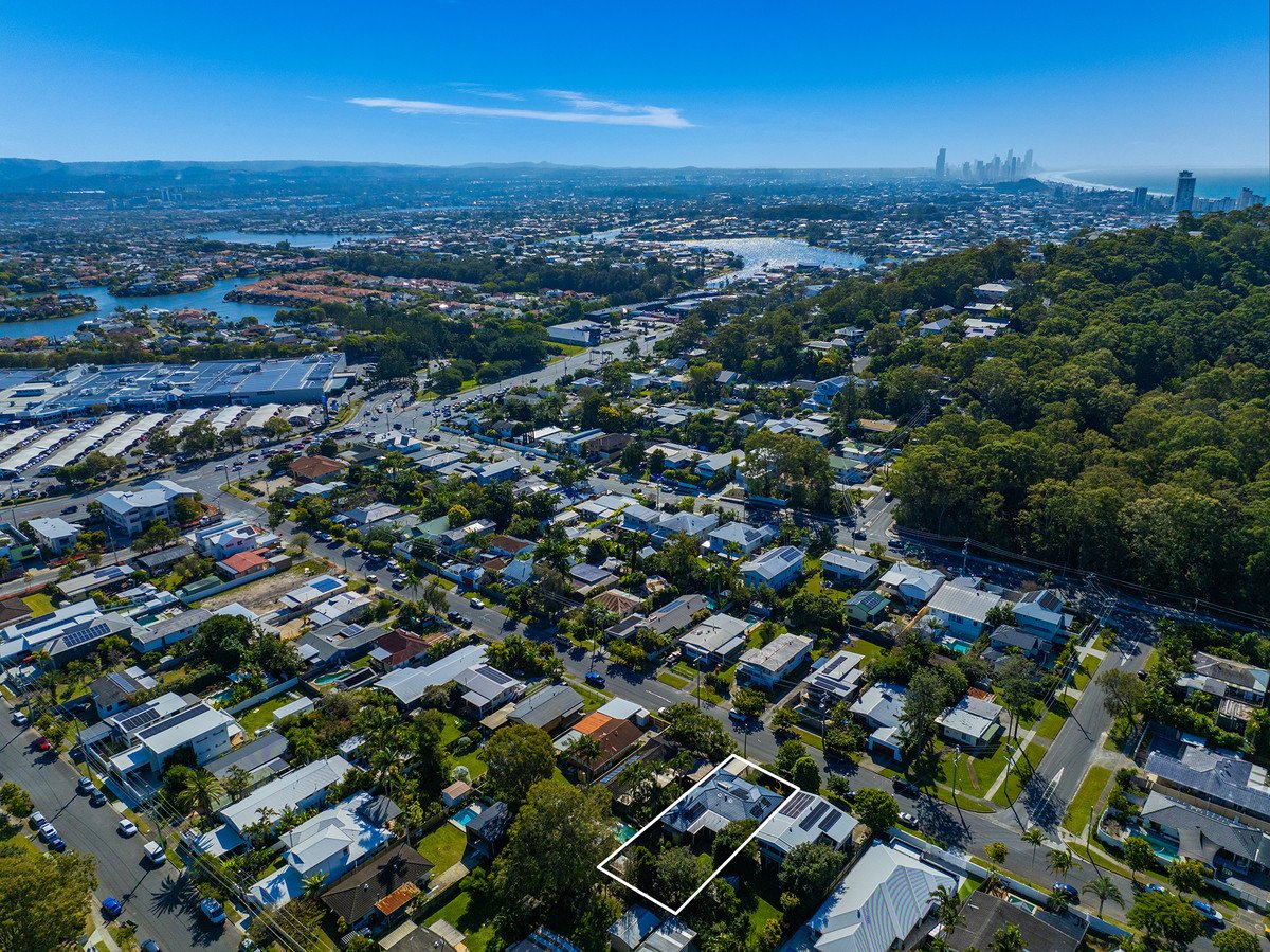 32 Bunyip Street Burleigh Heads 3